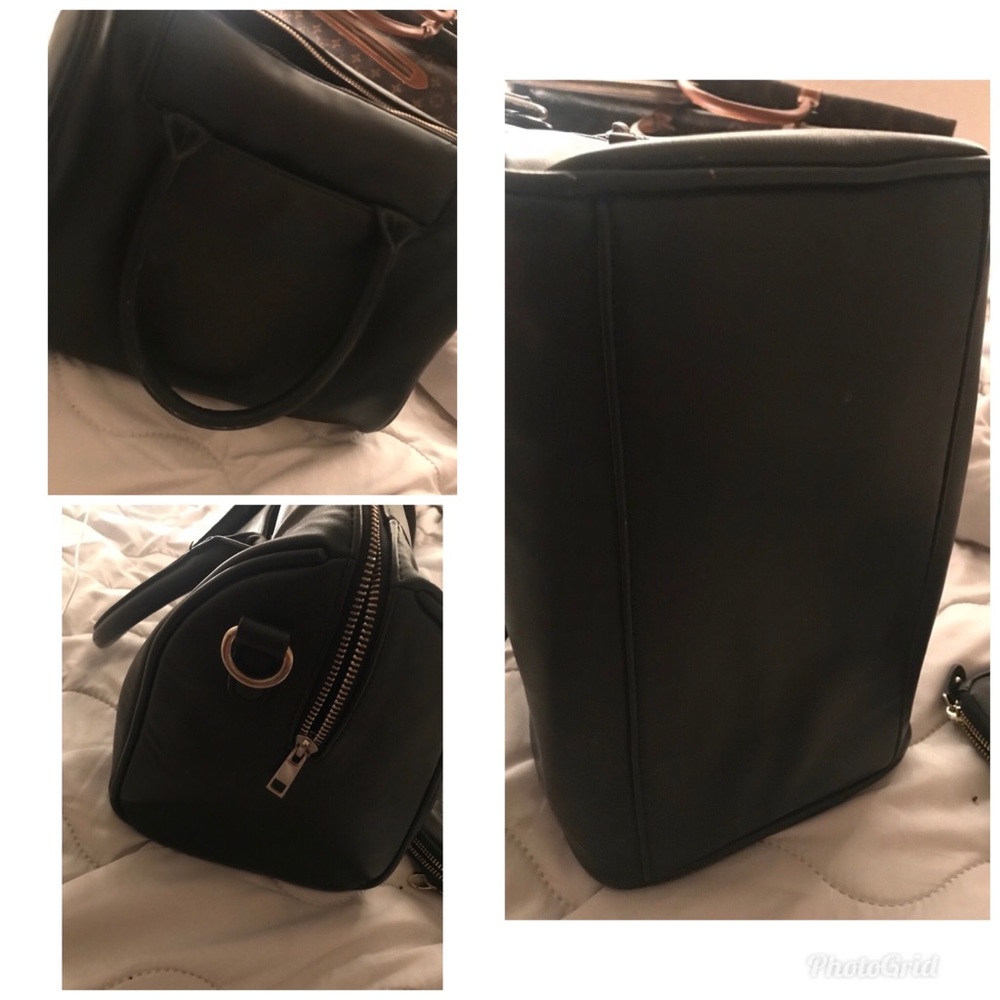 Black leather purse